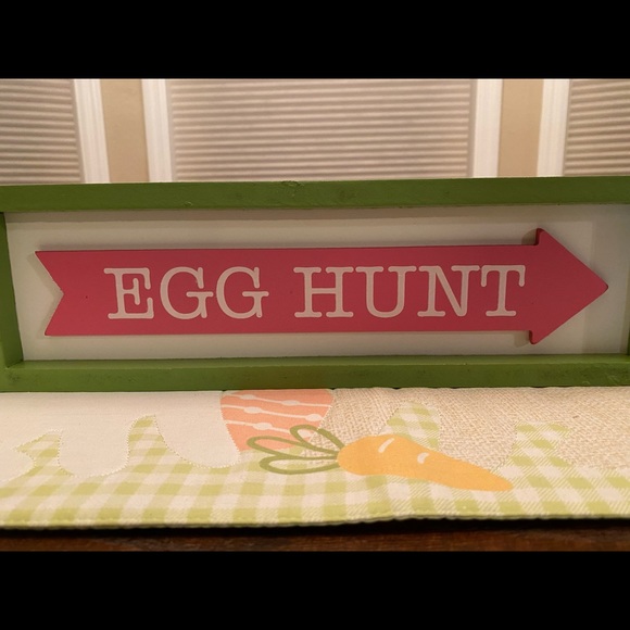 Easter Egg Hunt Sign, Green & Pink Arrow Egg Hunt Decor Sign, Tabletop or Wall - Picture 6 of 12
